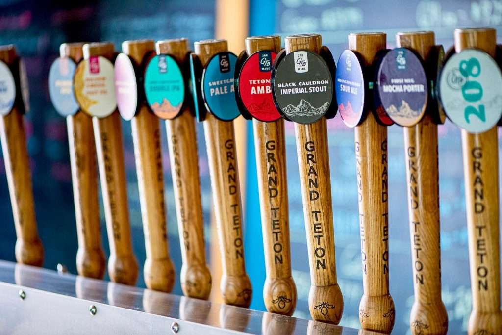 grand-teton-brewing-inside-02