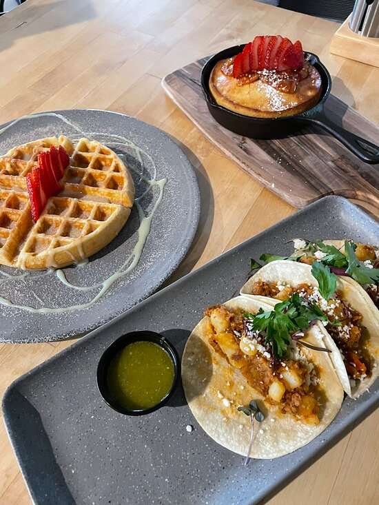 wanderlust-bistro-food-01